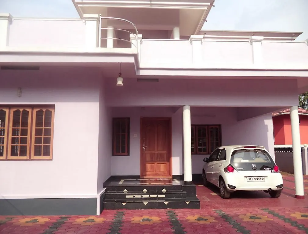 Keerthi Homes Todupulai Homestay